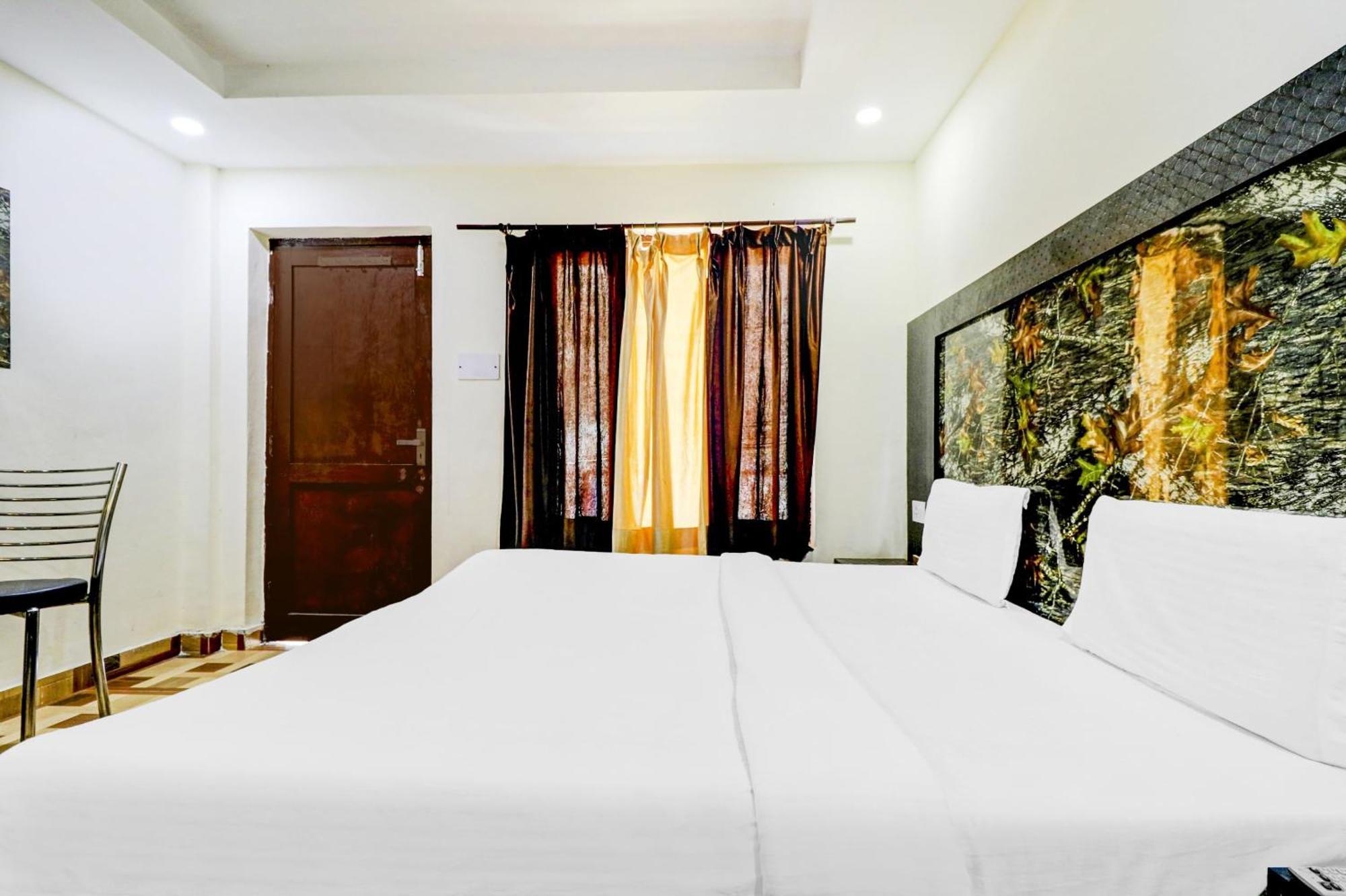 Hotel O Sandhyana Inn 맥그로드 간즈 외부 사진