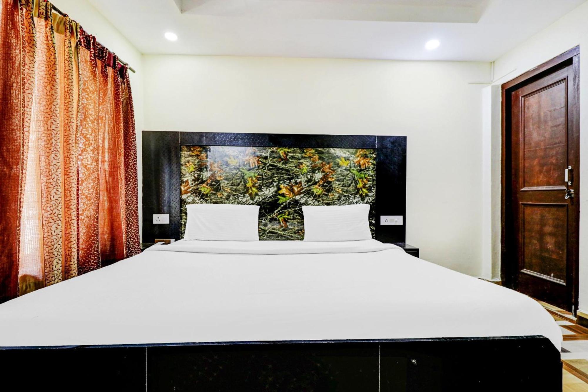 Hotel O Sandhyana Inn 맥그로드 간즈 외부 사진